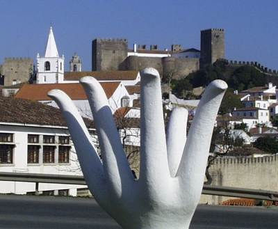 Sculpture by José Aurélio in Óbidos